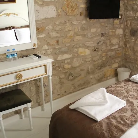 Hotel Laledan 2*